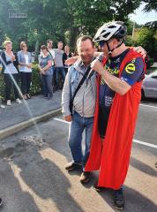 Plemenit človek goji najboljše ideje, podira postavljene meje ter presega cilje in pričakovanja … 1
